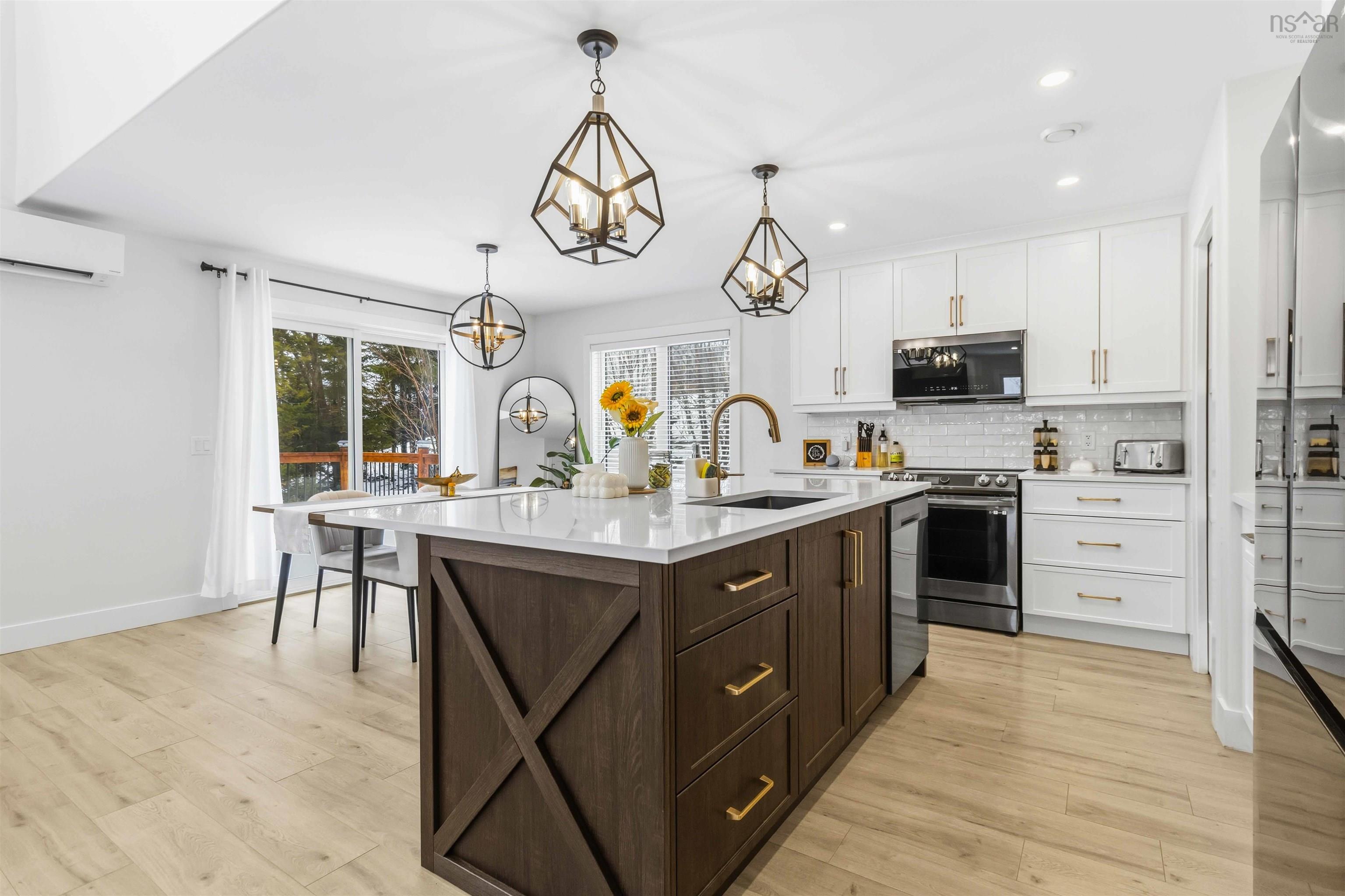 $829,900.00: 206 Perrin Drive, Fall River