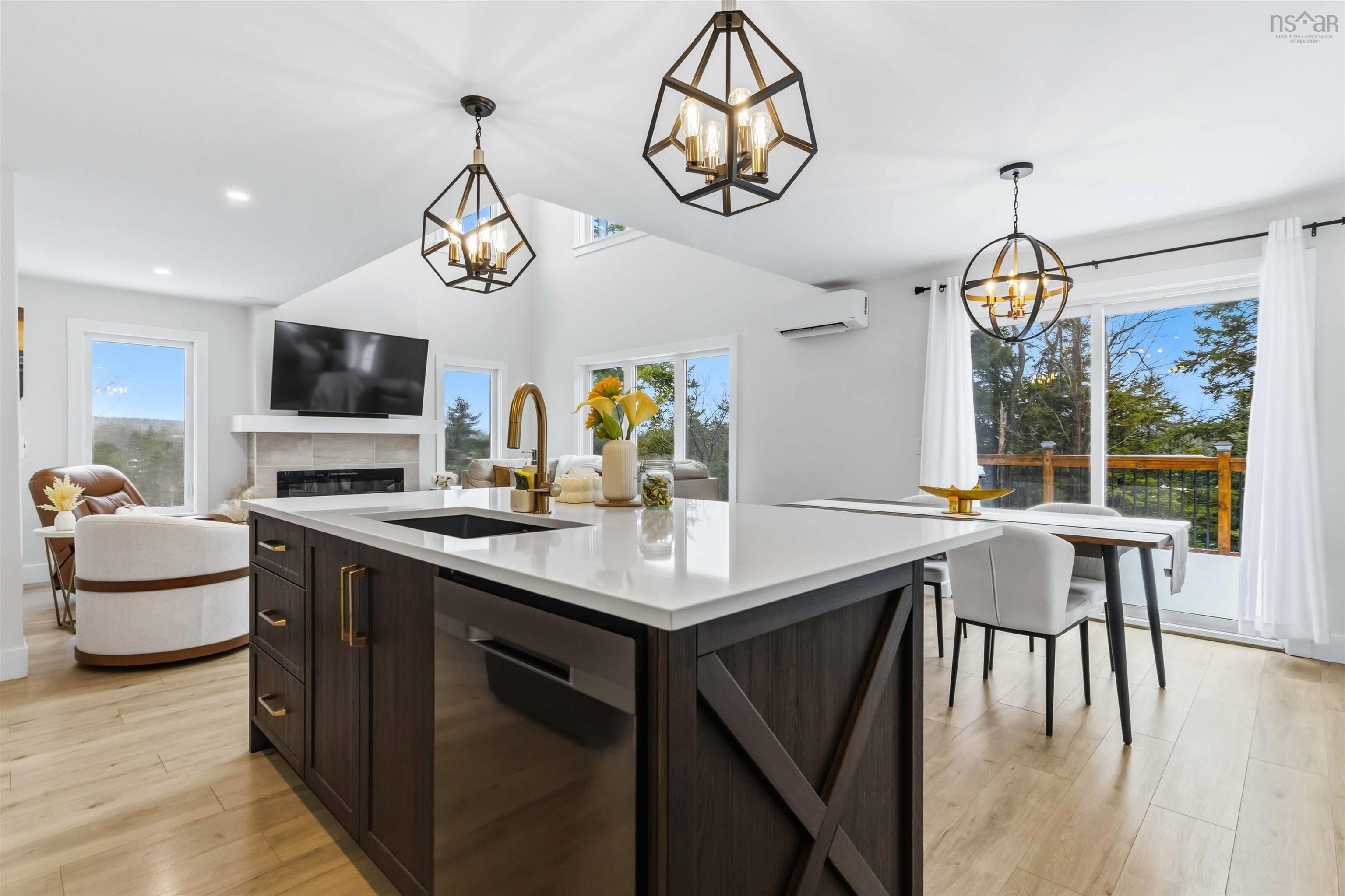 $829,900.00: 206 Perrin Drive, Fall River