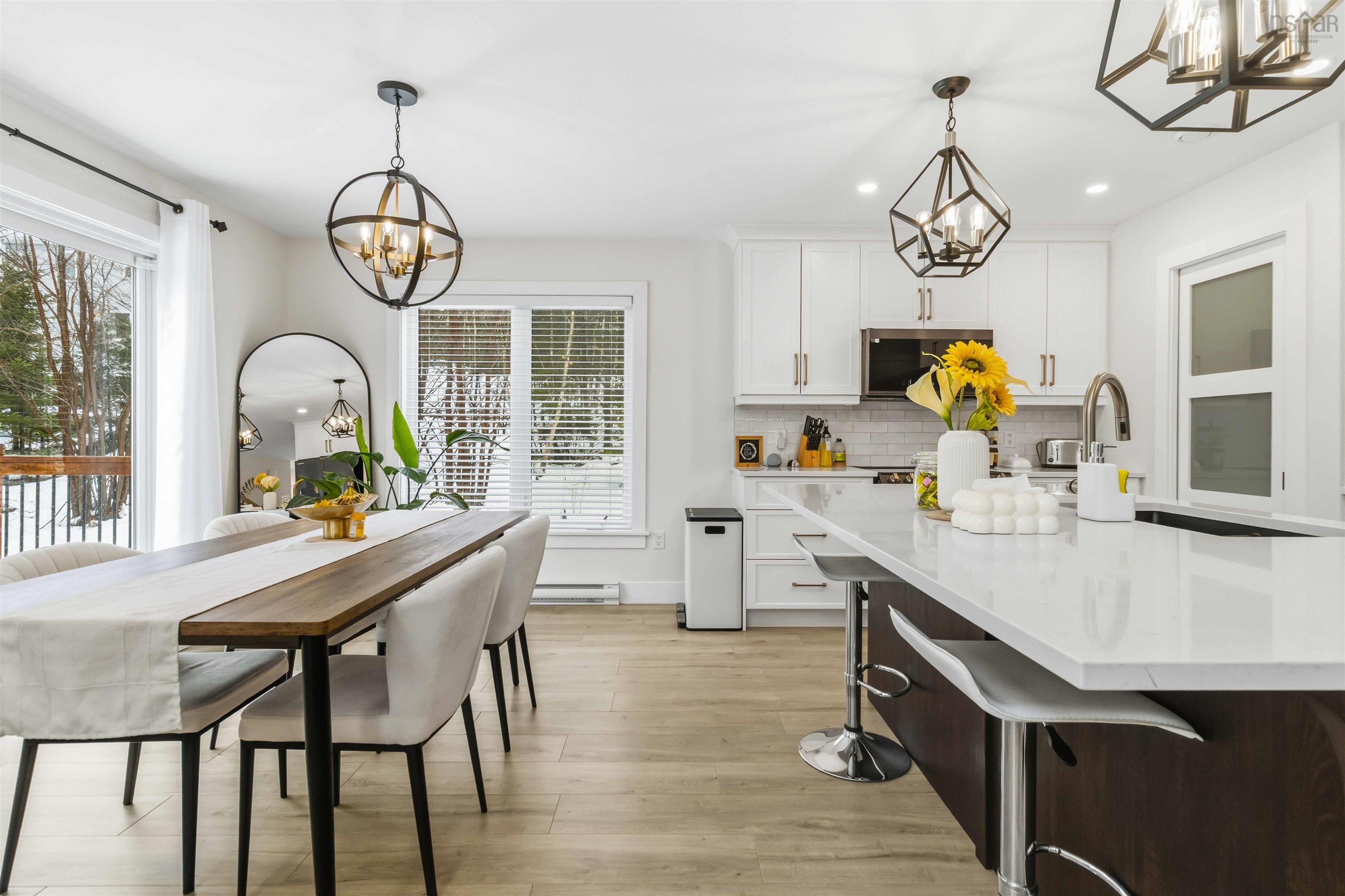 $829,900.00: 206 Perrin Drive, Fall River