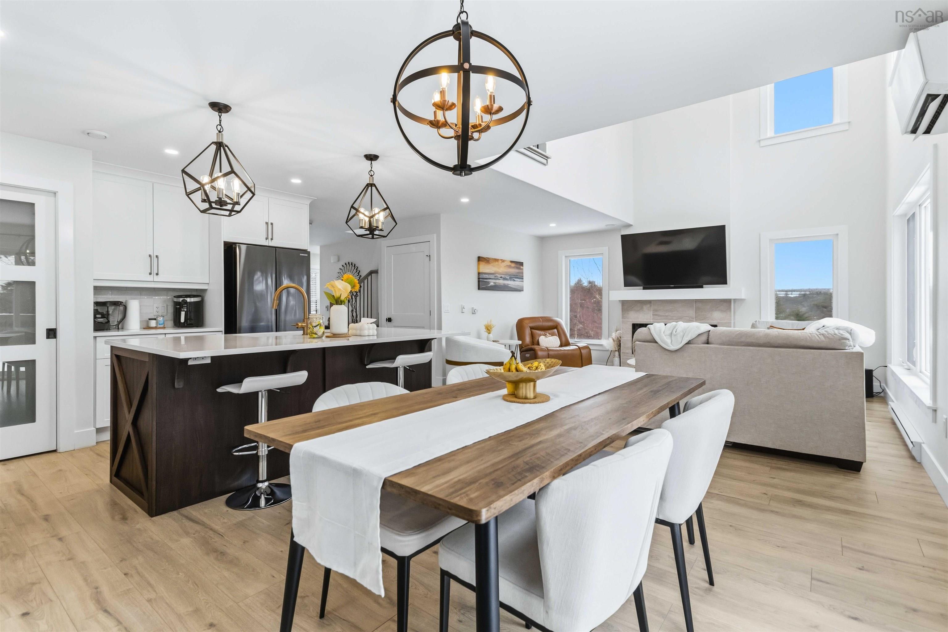 $829,900.00: 206 Perrin Drive, Fall River