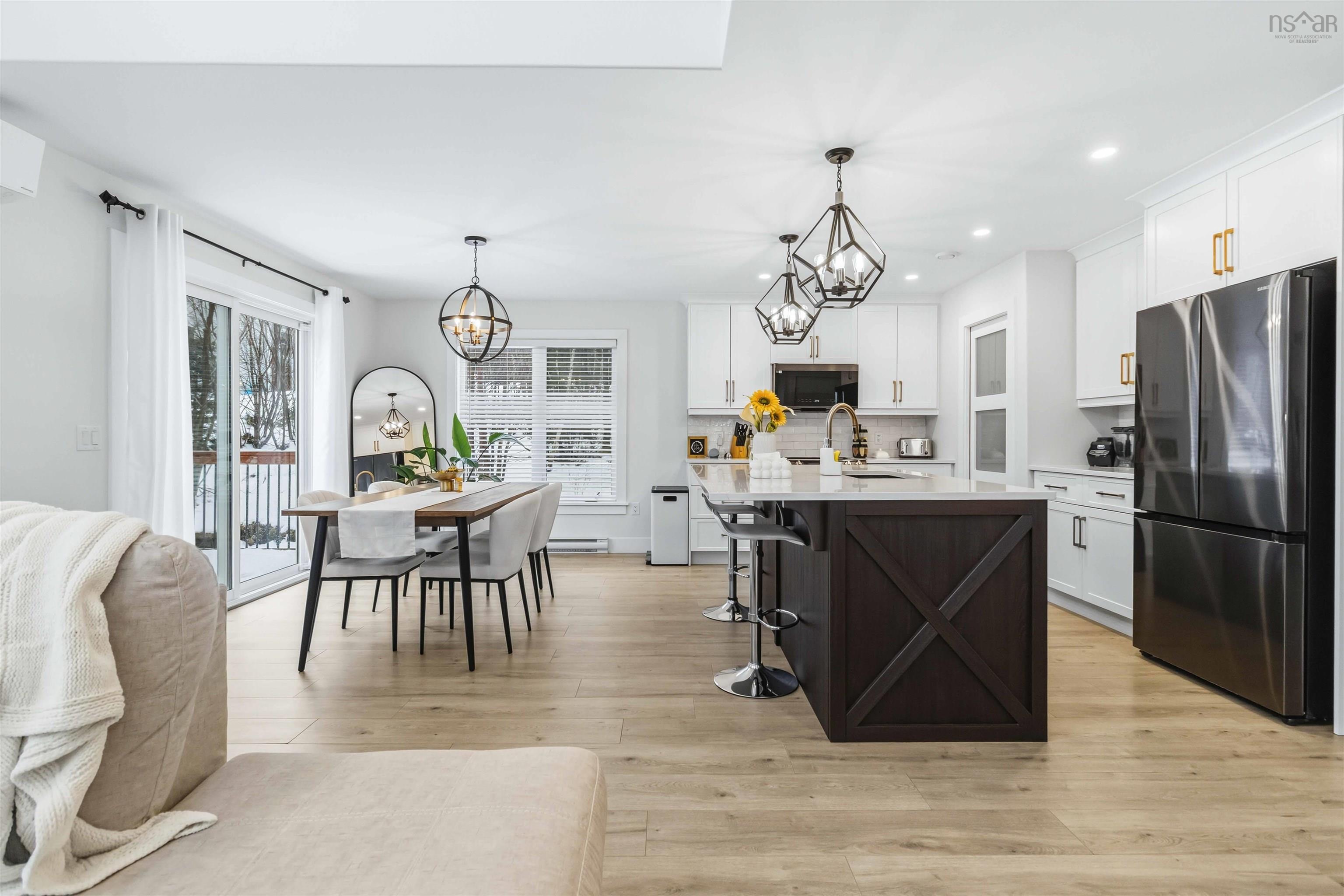 $829,900.00: 206 Perrin Drive, Fall River