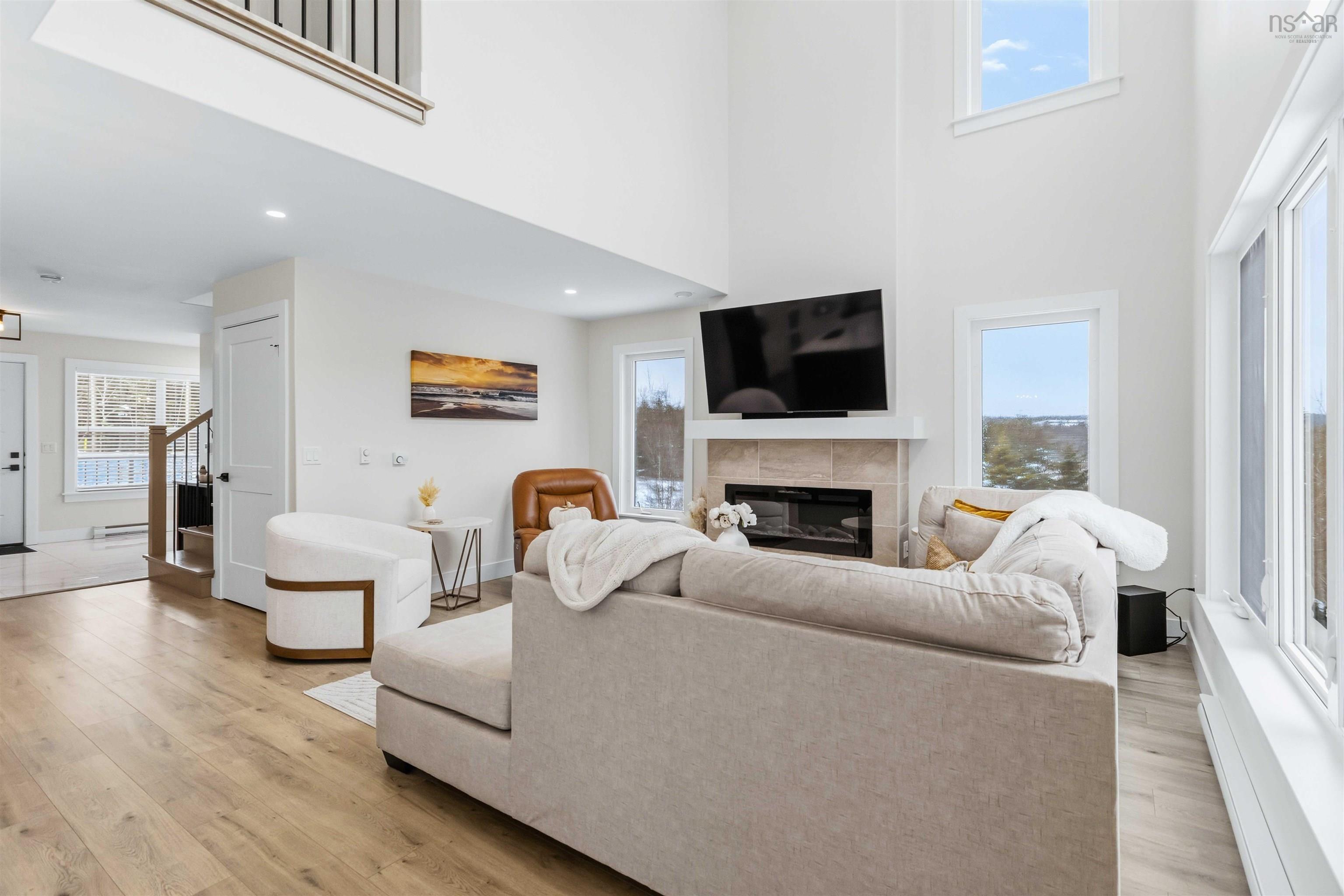 $829,900.00: 206 Perrin Drive, Fall River