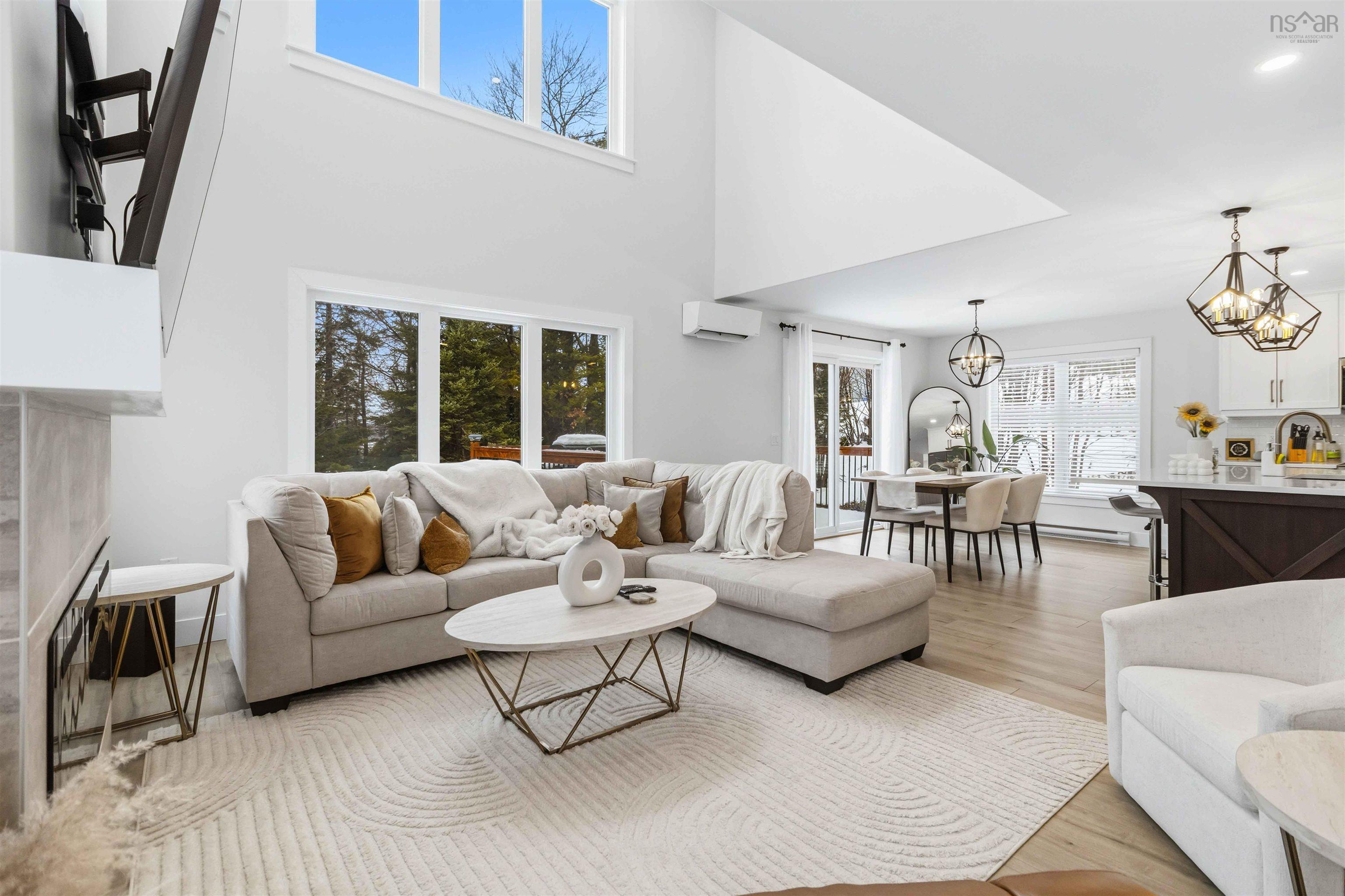 $829,900.00: 206 Perrin Drive, Fall River