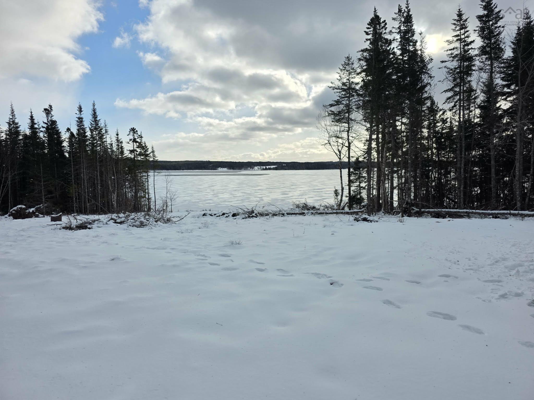 $159,000.00: 916 Rear Loch Lomond Road, Loch Lomond