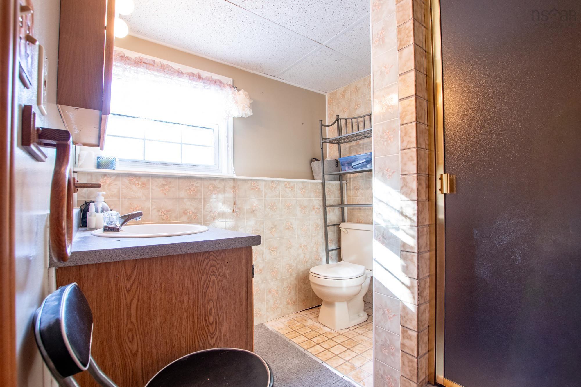 76 James Roy Drive, Porters Lake, NS (MLS 202601525)