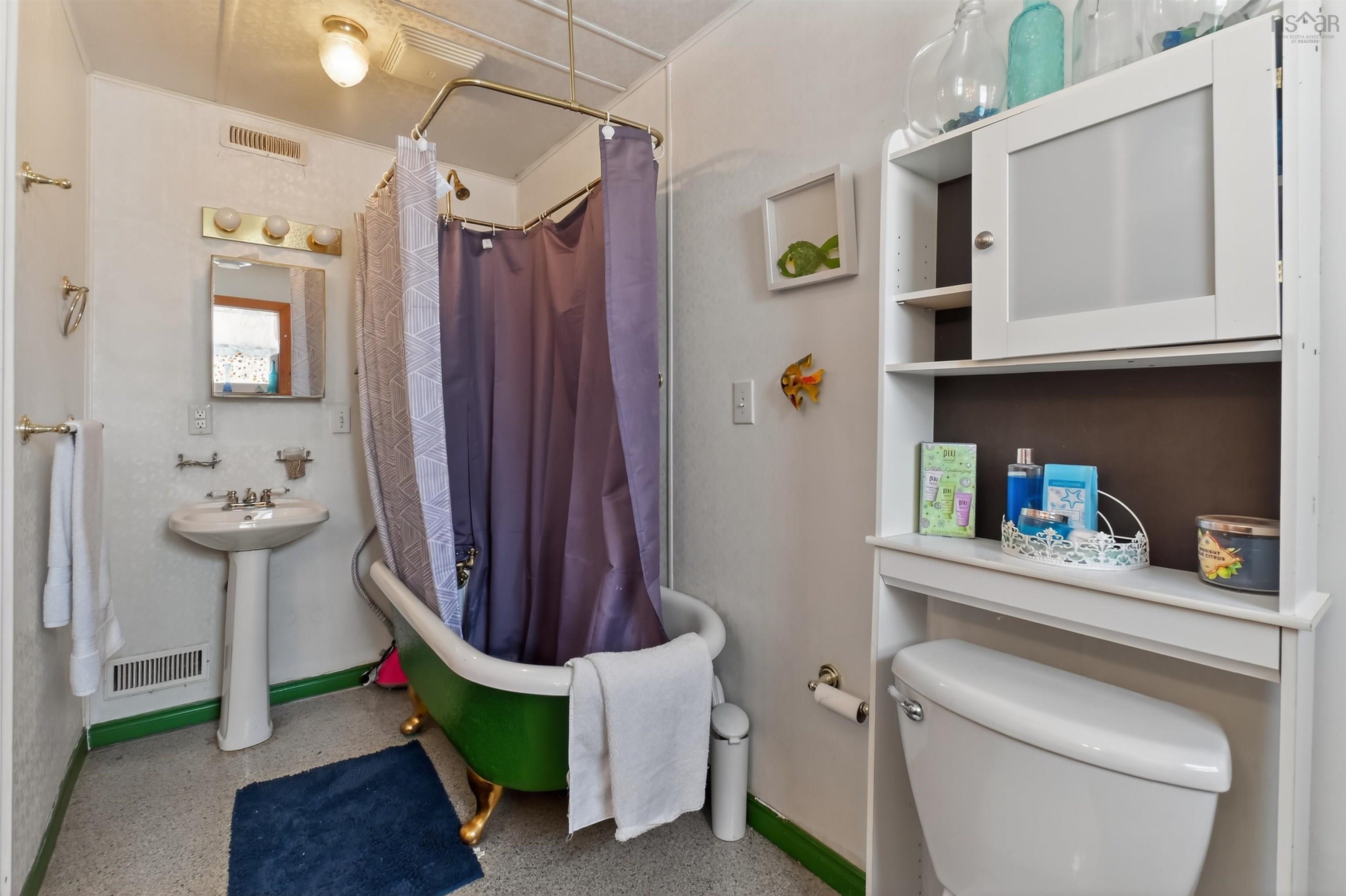 $299,000.00: 5381 Highway 19, Judique